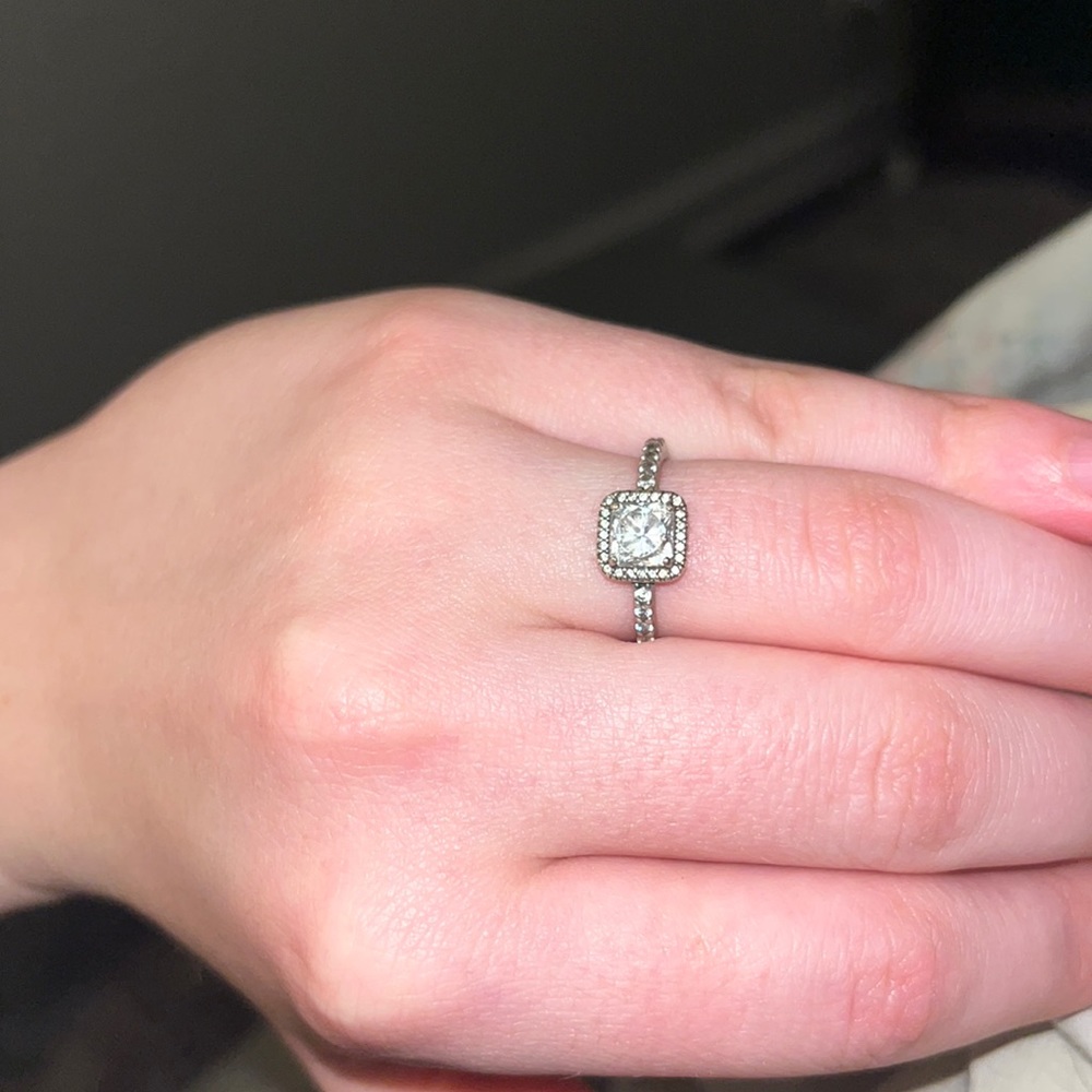 Pandora ring size 6 / 52